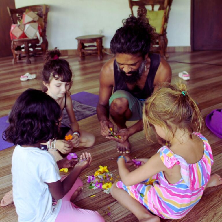 Kids Yoga at Salasbananas