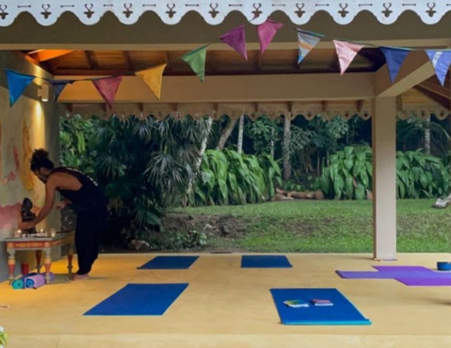 Yoga with salasbananas