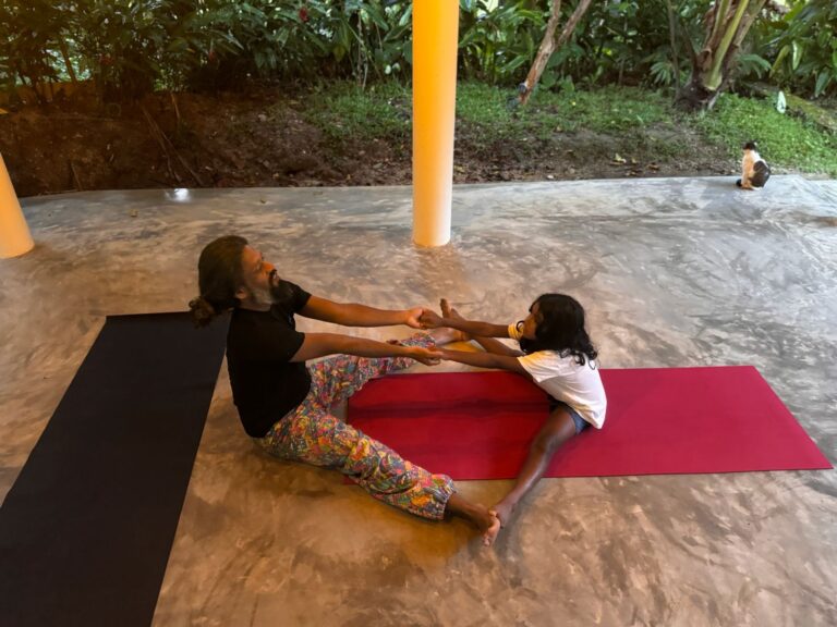 kids yoga with salasbananas